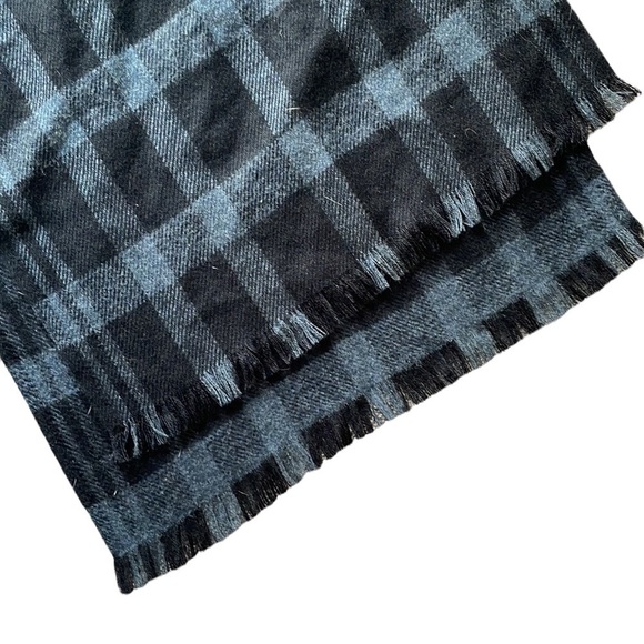 Pistil Wool Blend Black + White Unisex Plaid‎ Scarf - Picture 2 of 3